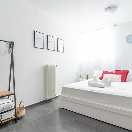 Modern Studio Near Downtown Ираклио Екстериор снимка
