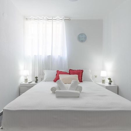 Modern Studio Near Downtown Ираклио Екстериор снимка