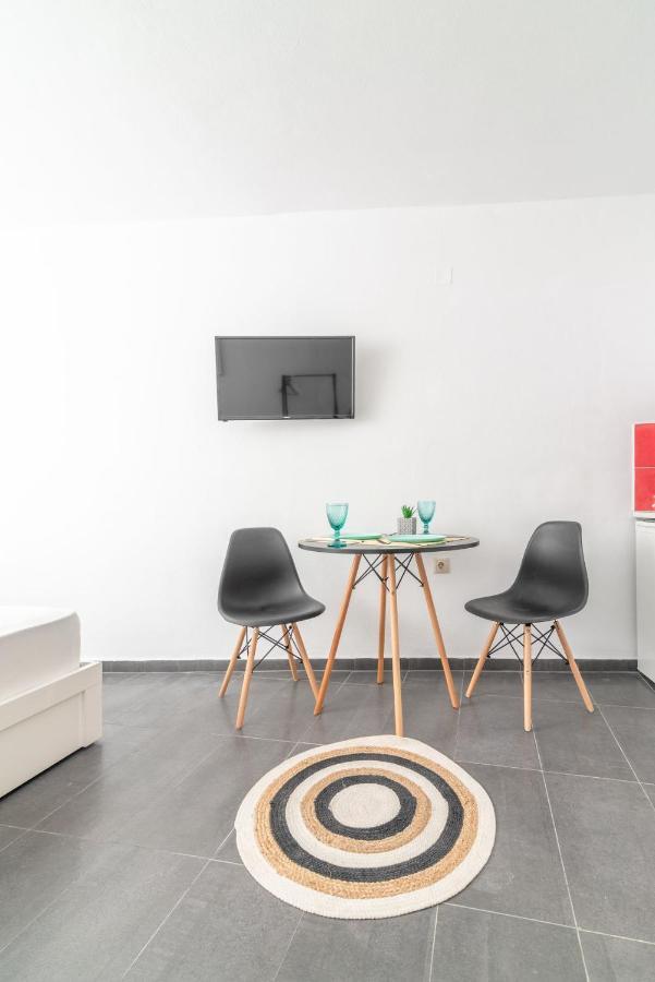 Modern Studio Near Downtown Ираклио Екстериор снимка