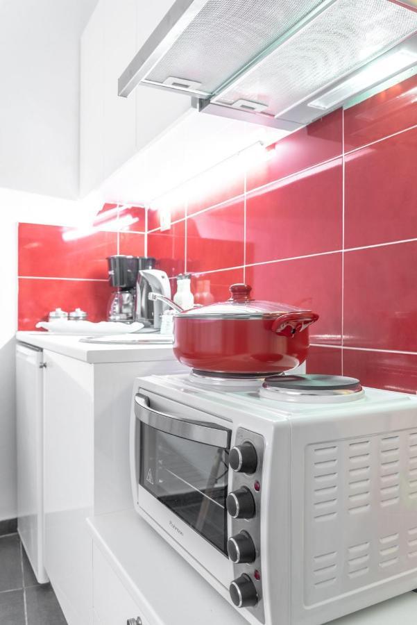 Modern Studio Near Downtown Ираклио Екстериор снимка